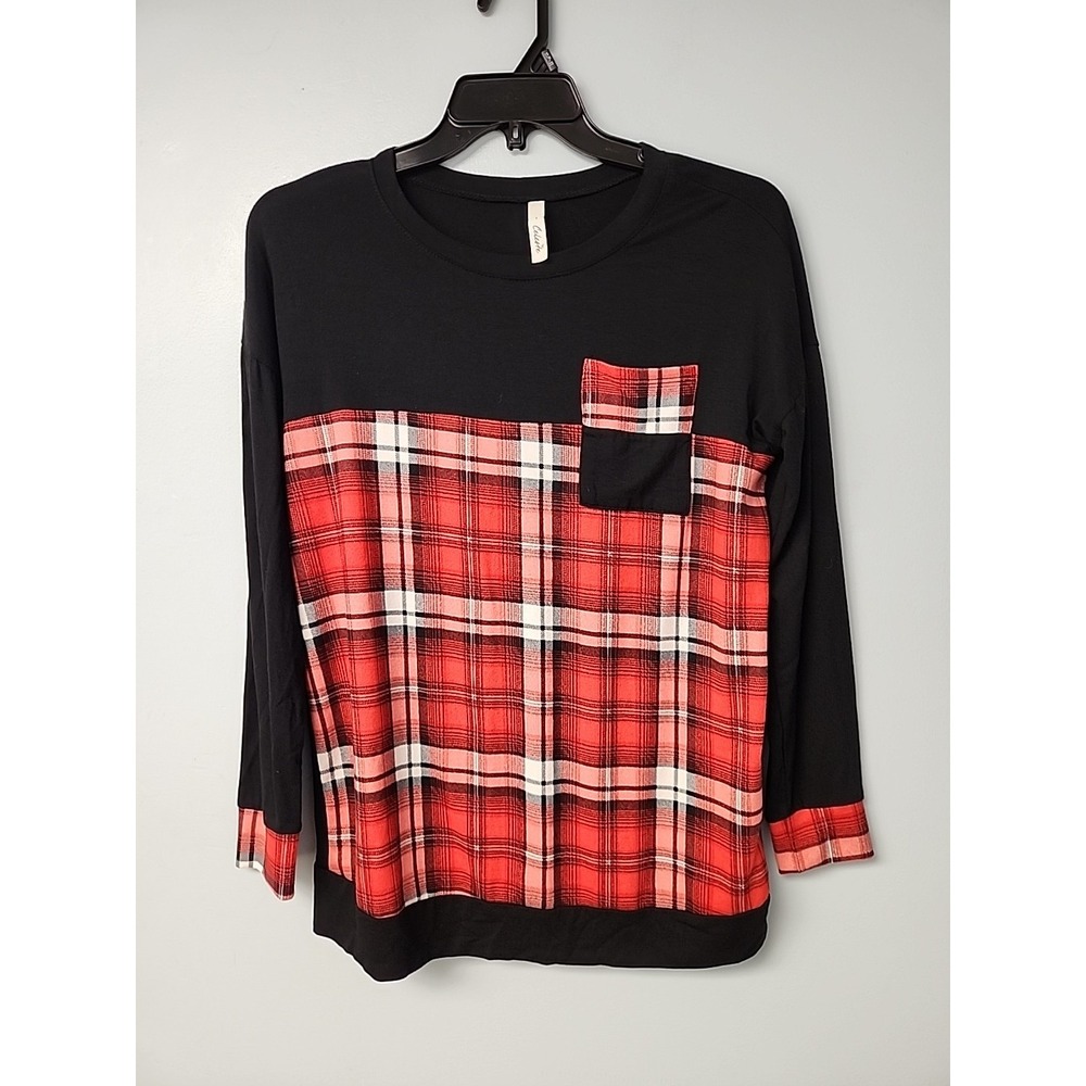 Celeste Women's S Boutique Style Long Sleeve Red Black Plaid Pocket Shirt
